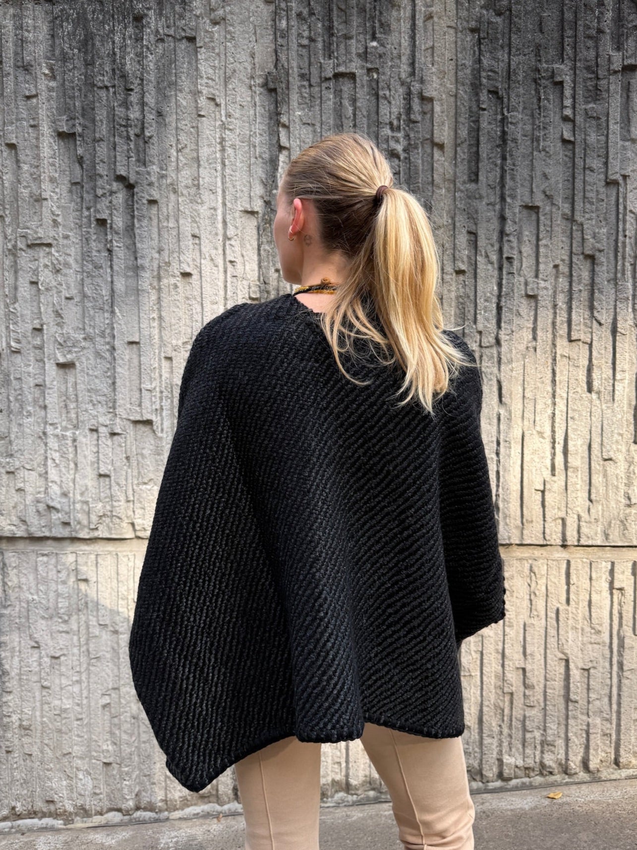 Lose Cardigan Luna, Noir