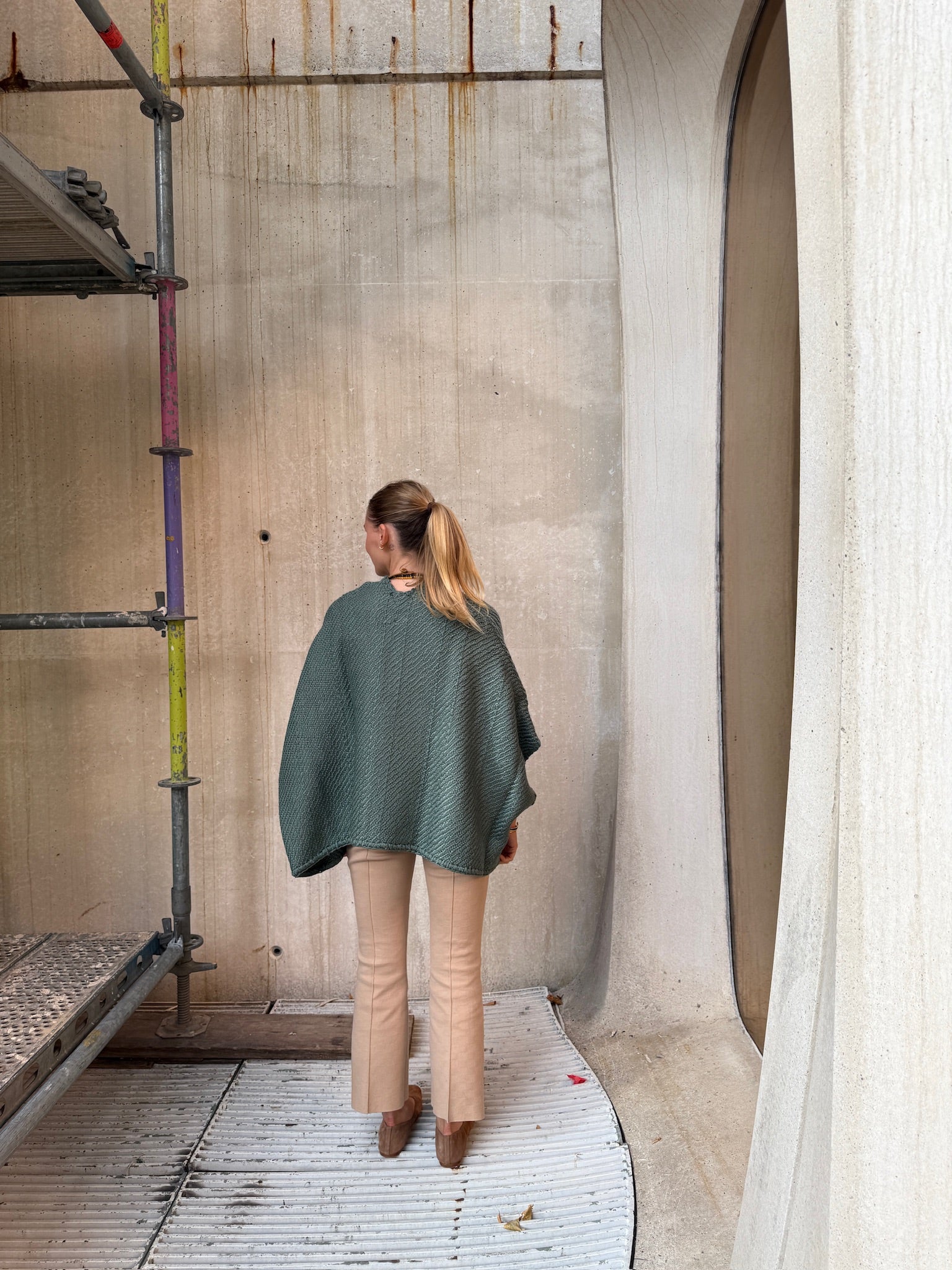Lose Cardigan Luna, Vine