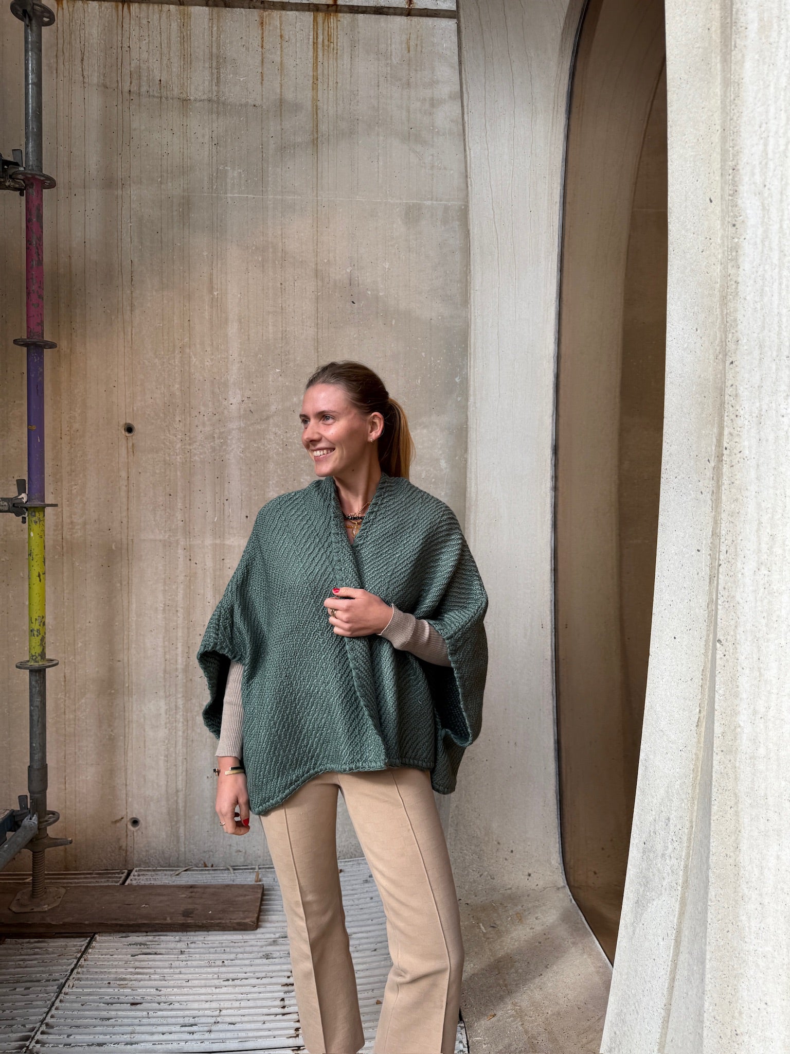 Lose Cardigan Luna, Vine
