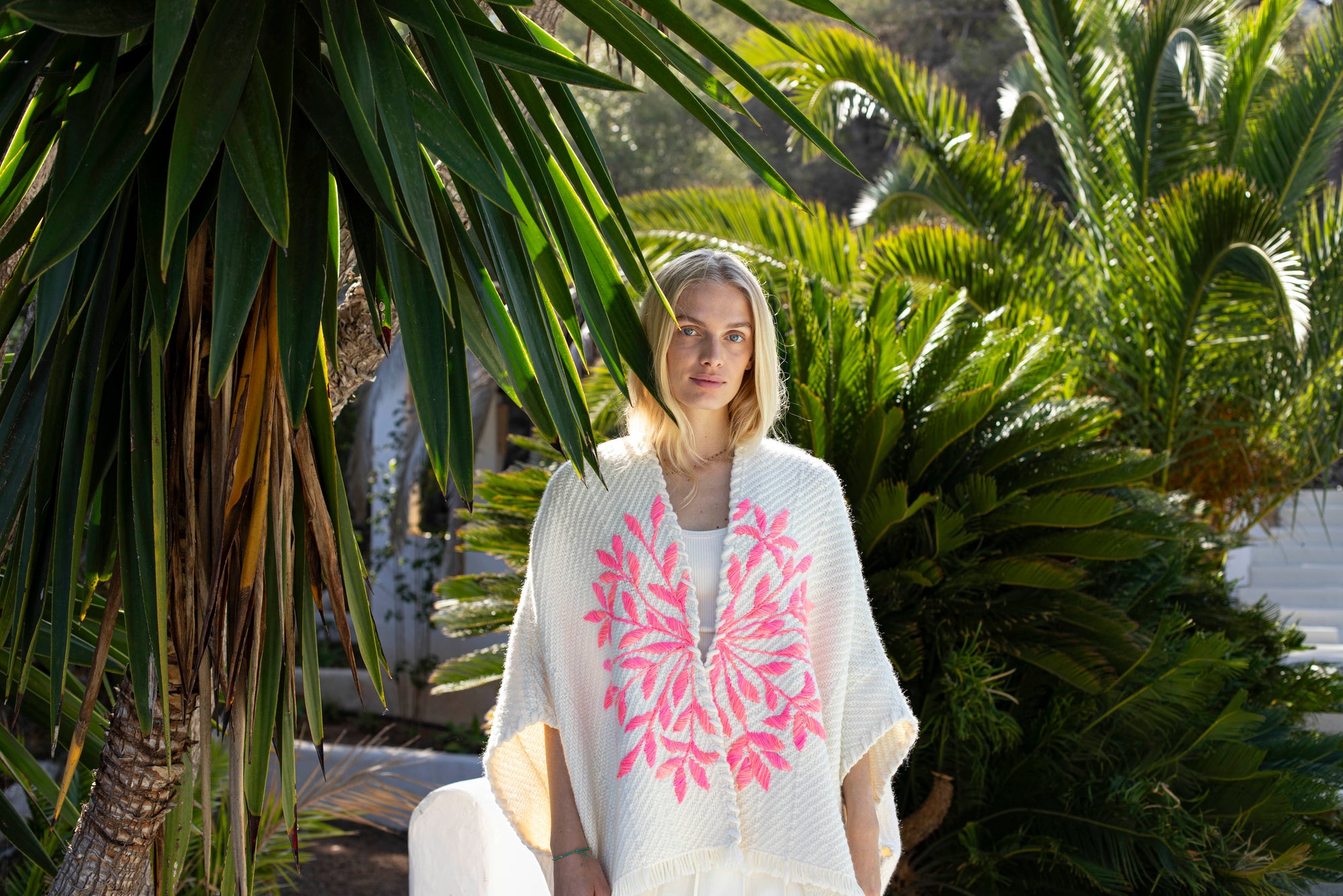 Lose Cardigan Bella - Agapantos large - Flamingo - Ivoire