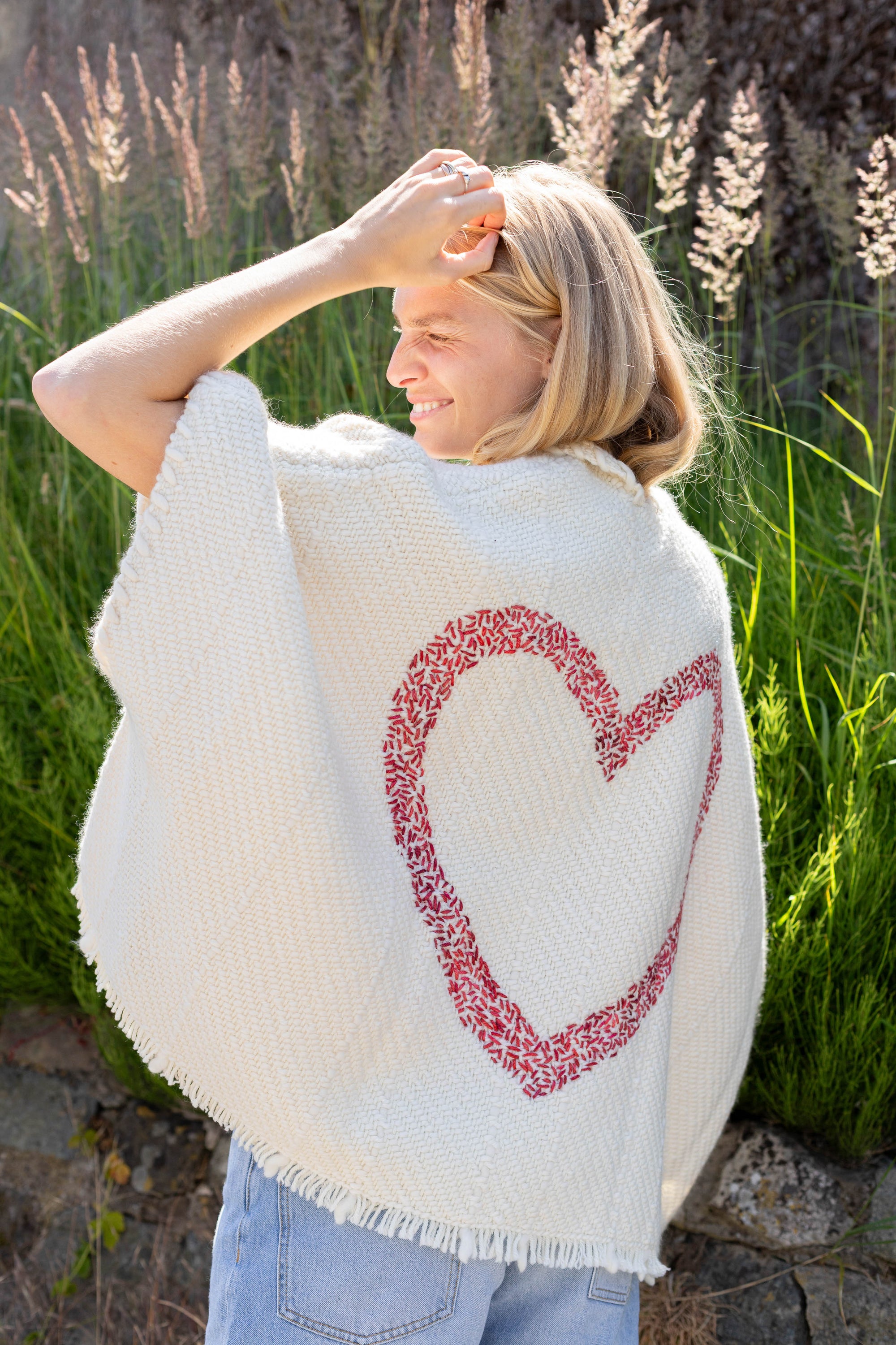 Lose Cardigan Bella - Amora - Rouge - Ivoire