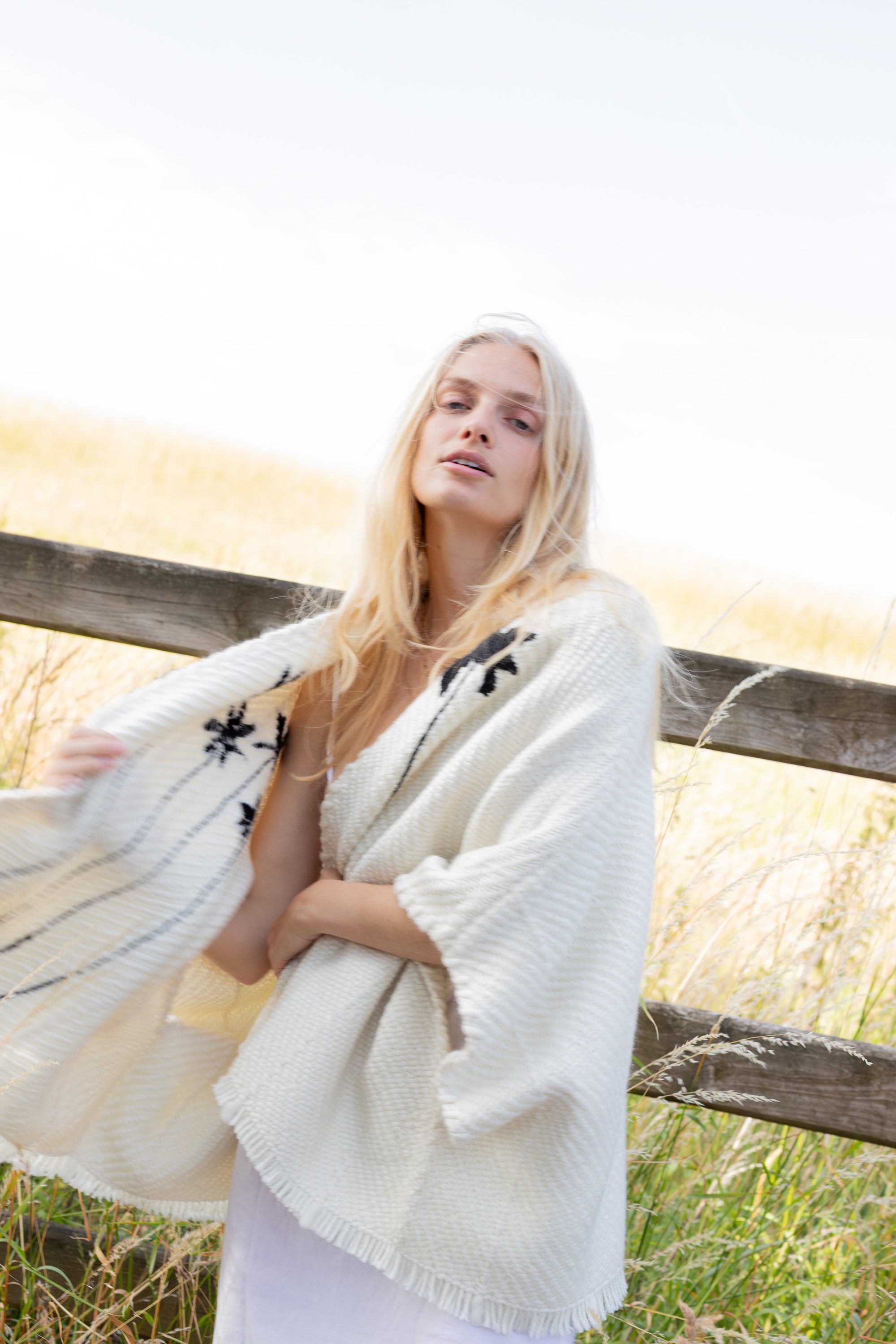 Lose Cardigan Bella - Malibu - Noir - Ivoire