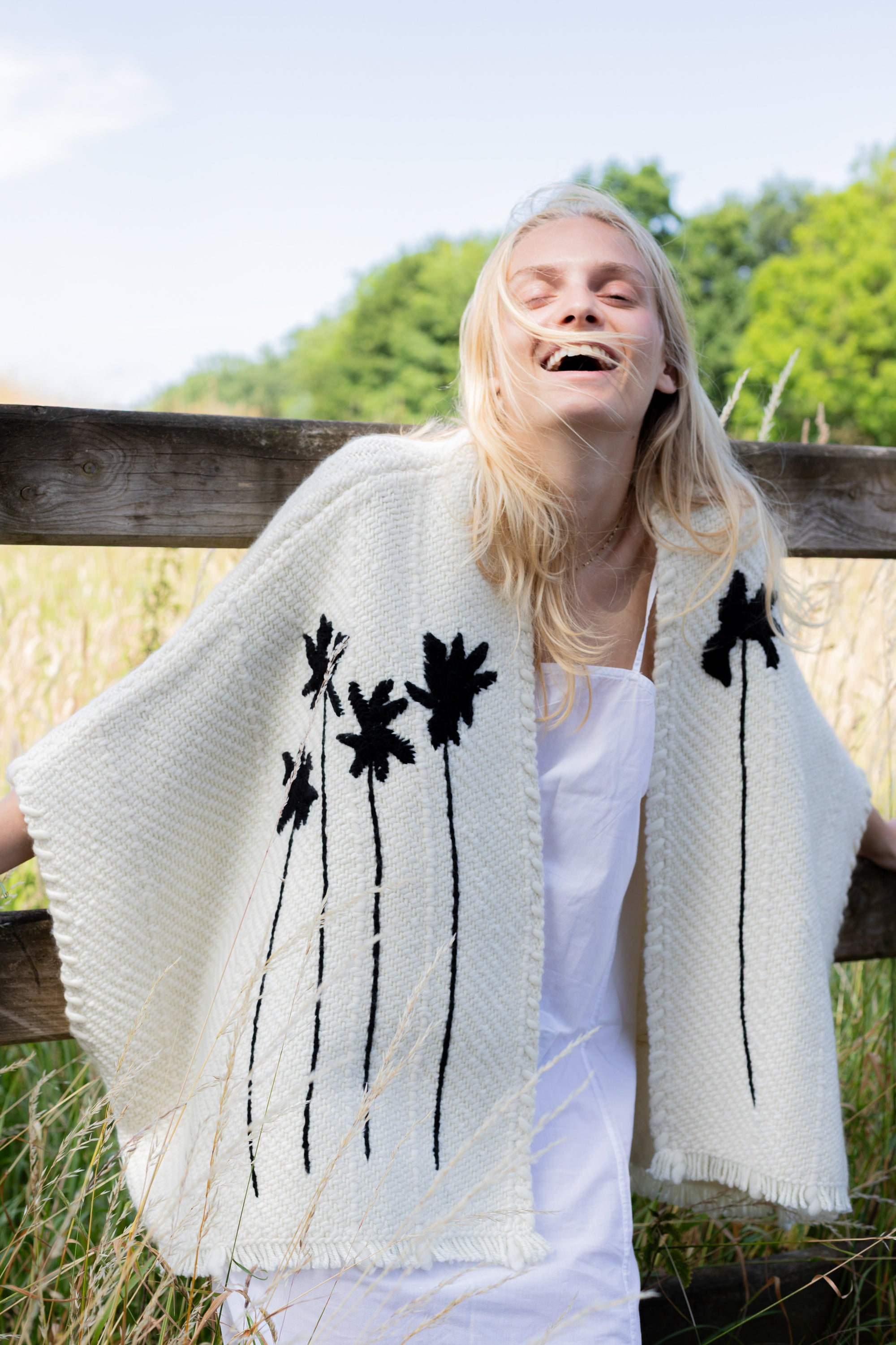 Lose Cardigan Bella - Malibu - Noir - Ivoire