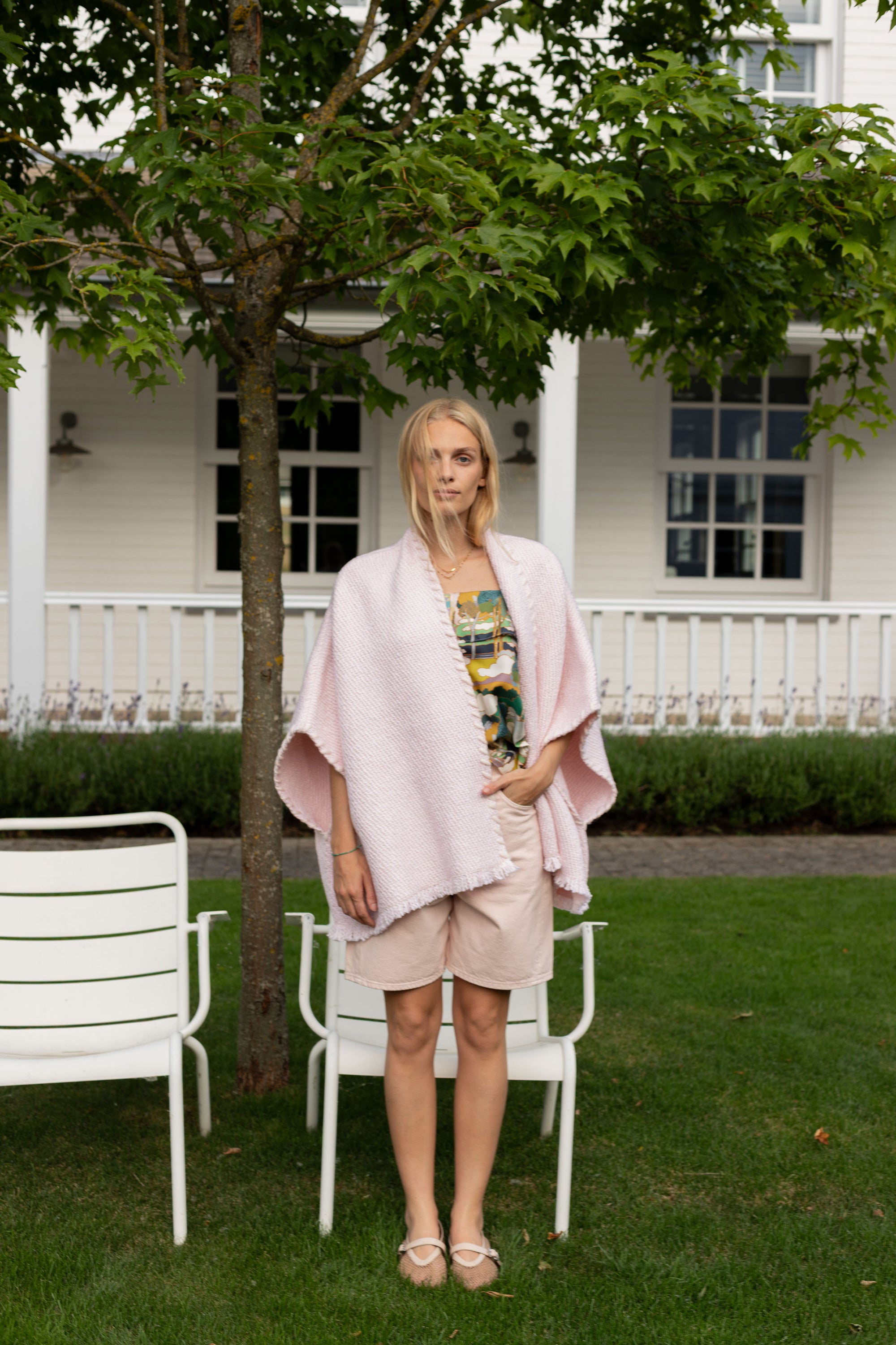 Lose Cardigan Bella, Pink Moon
