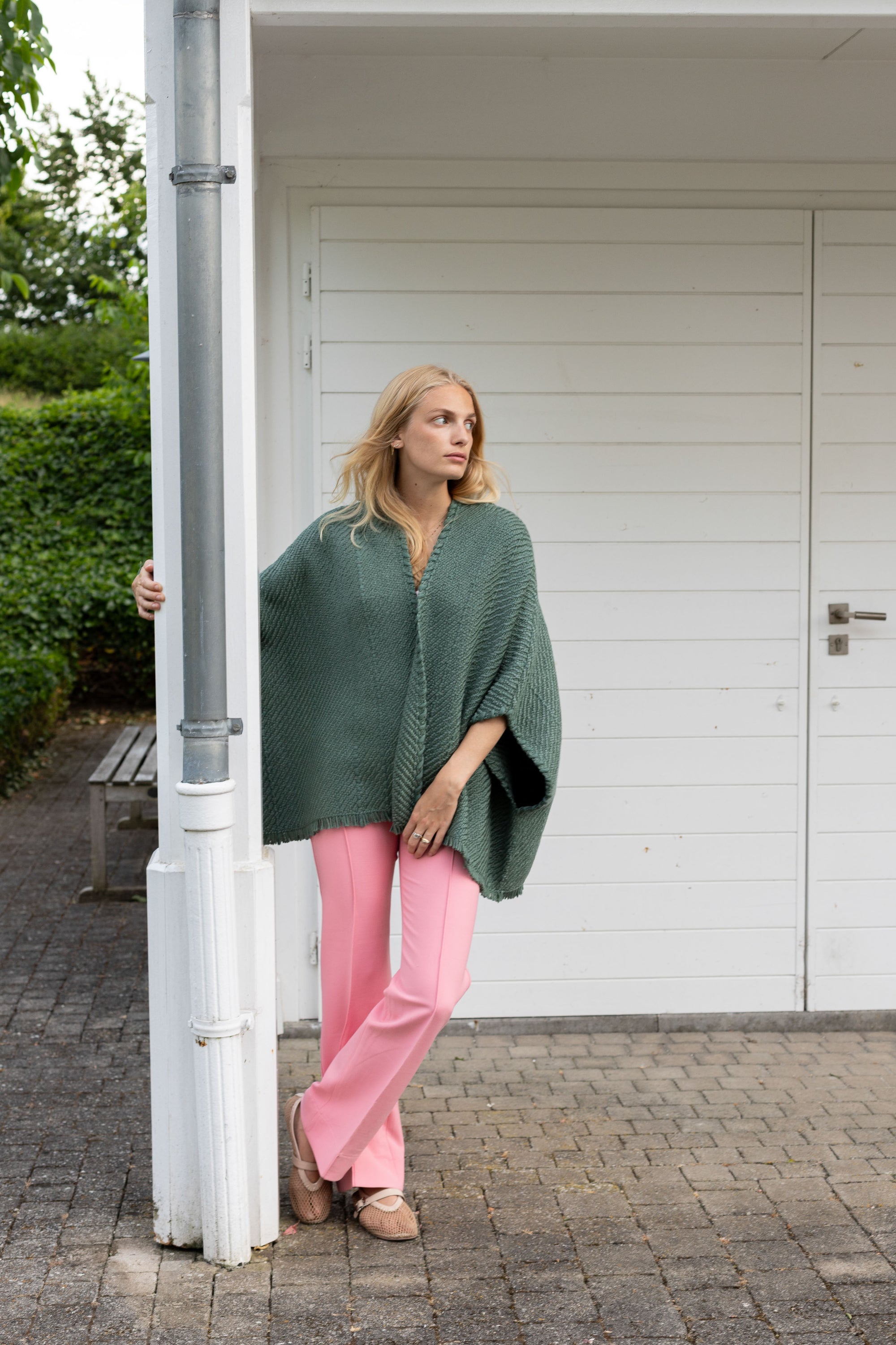 Lose Cardigan Bella, Vine
