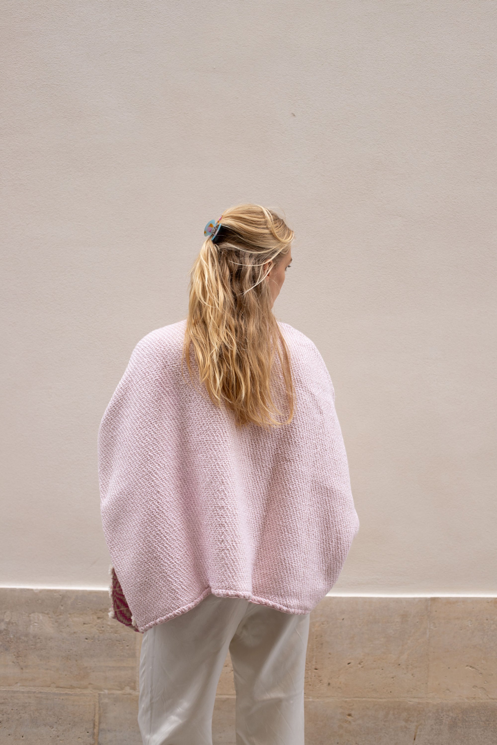 Lose Cardigan Luna, Pink Moon