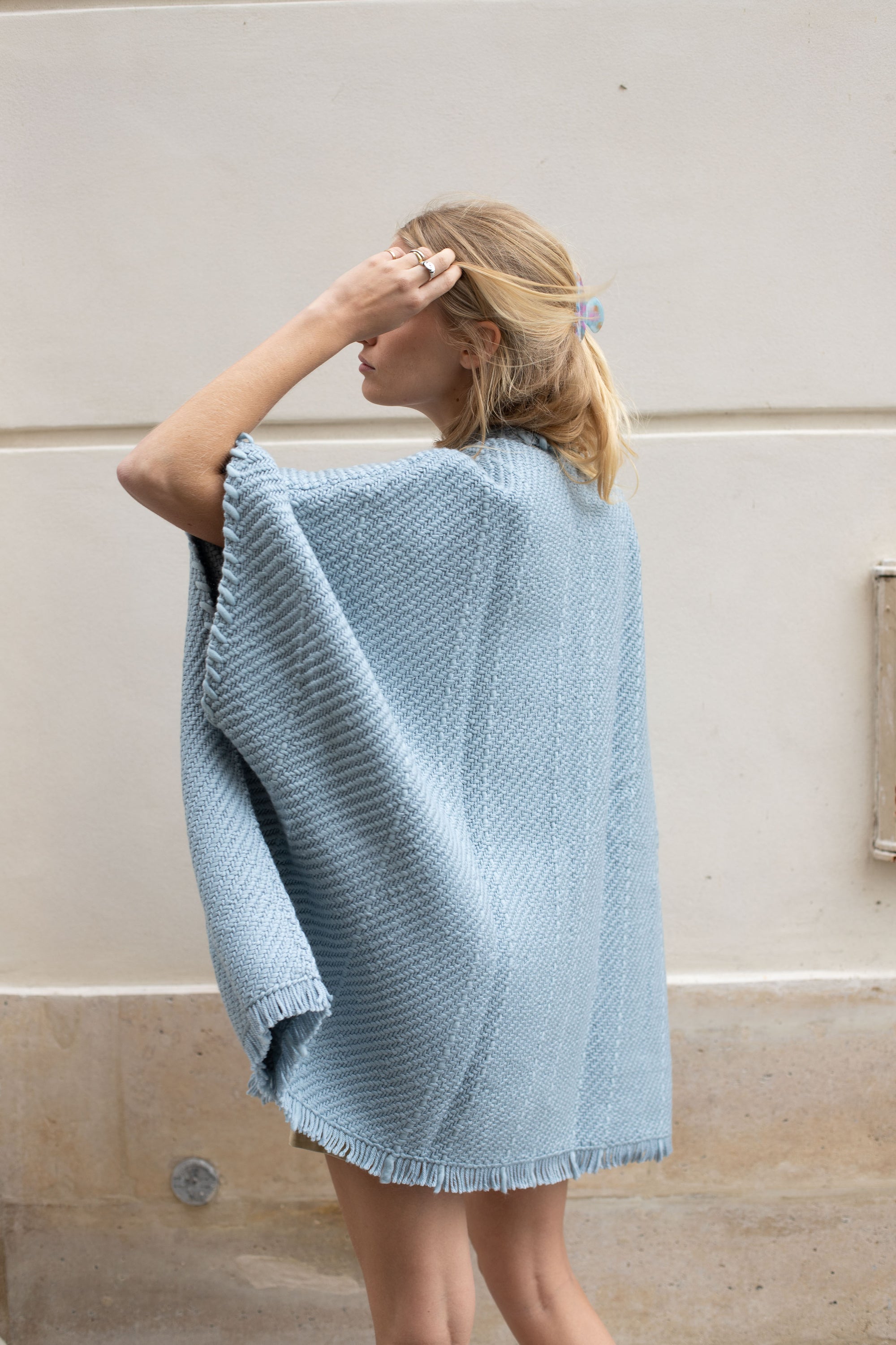 WEHVE | Luxurious & sustainable shawls | Lose Cardigan Billy