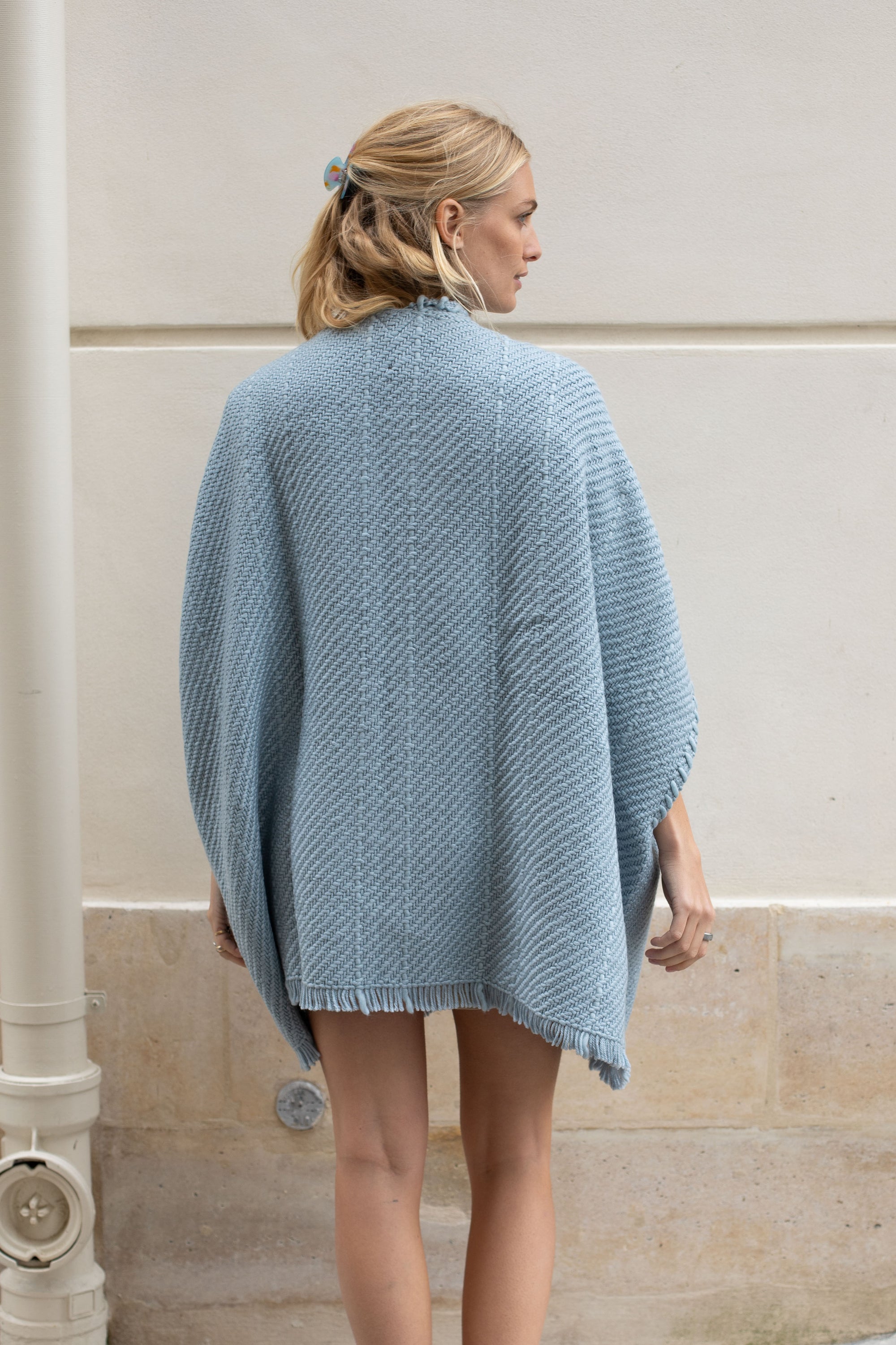 Lose Cardigan Billy, Blue Chalk
